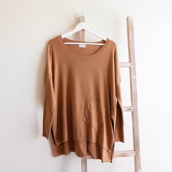 Altar'd State Tops - ALTAR'D STATE TOP SZ S/M BROWN DOLMAN LONG SLEEVE SPLIT HEM POCKET OVERSIZED